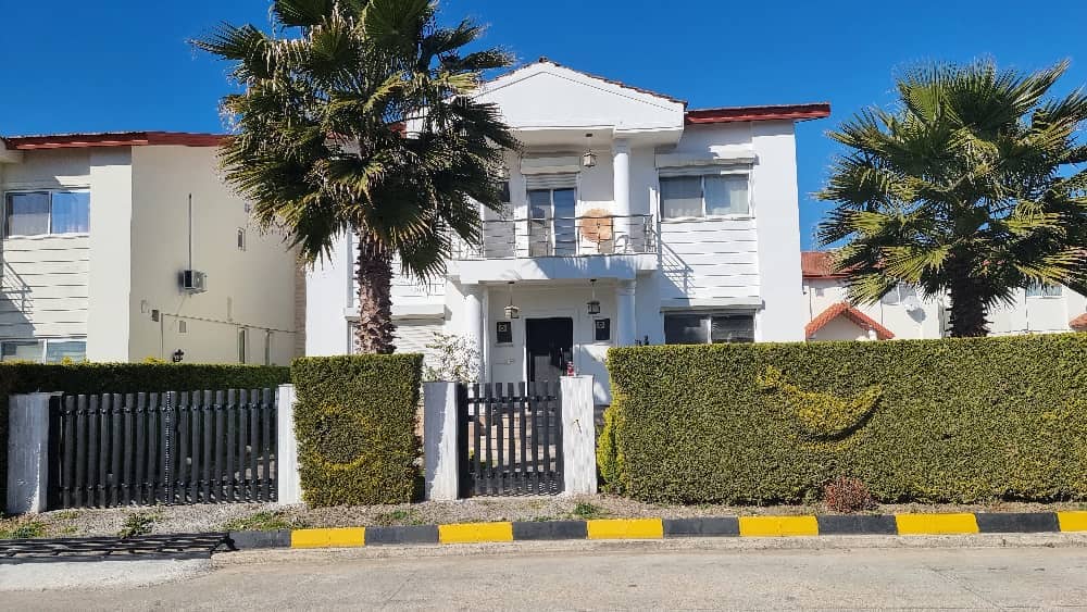 اجاره ویلا سه خوابه در شهرک ساحلی قصر دریا