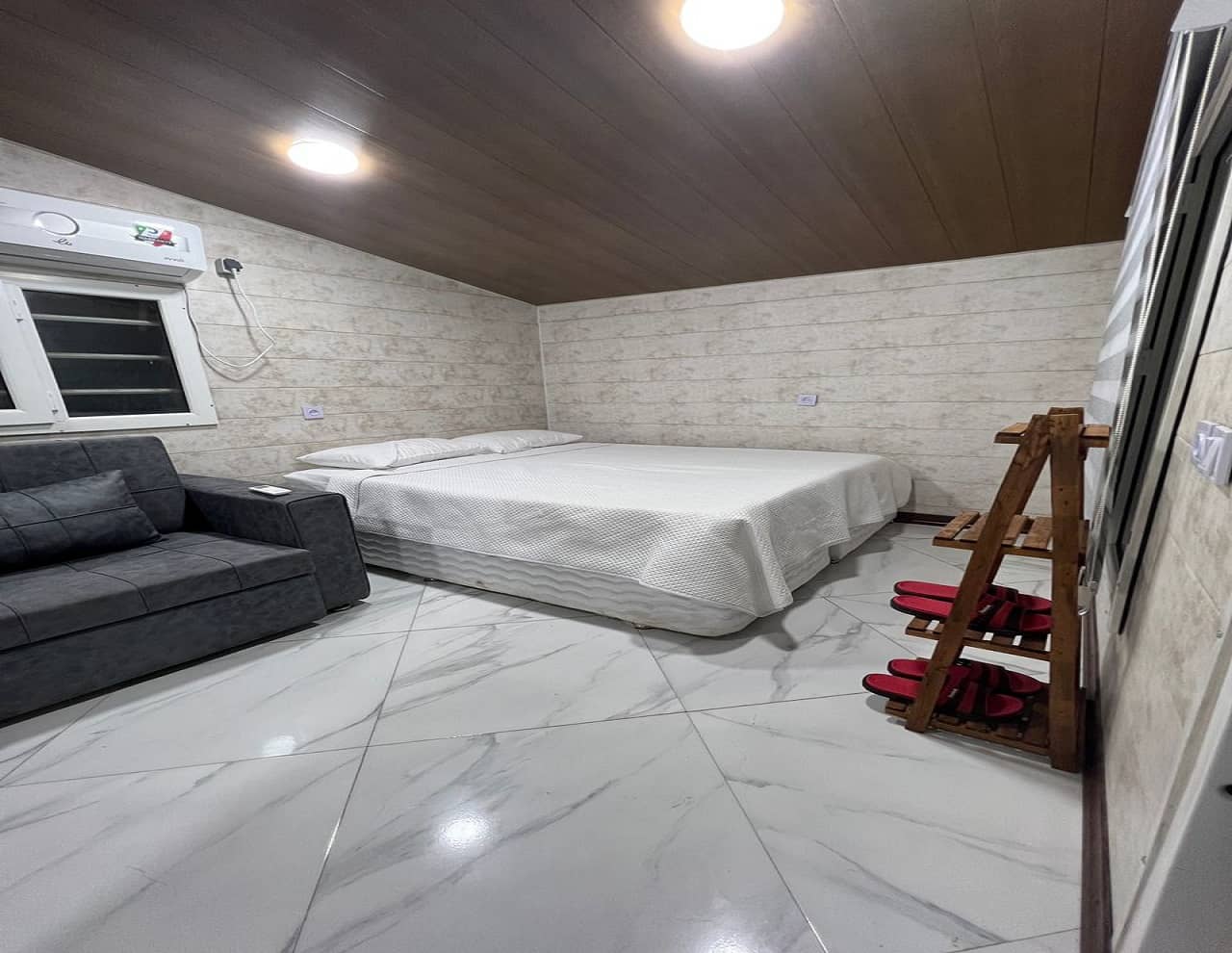 اجاره سوئیت ساحلی در هرمز - دو تخته