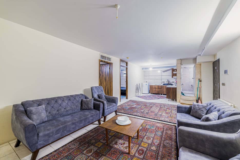 اجاره آپارتمان دوخواب مبله در شیخ بهائی - واحد 1