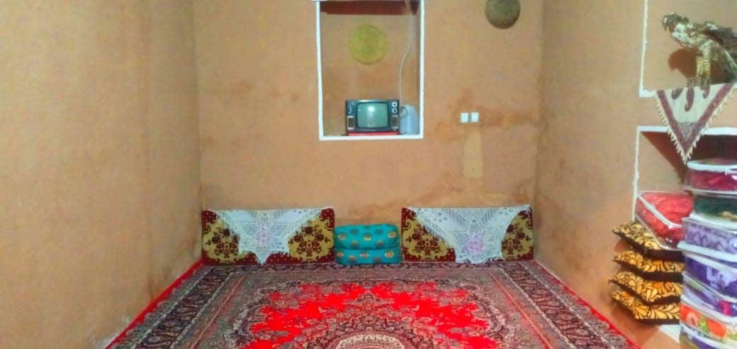 اجاره اتاق بومگردی در روستای فمی بادرود