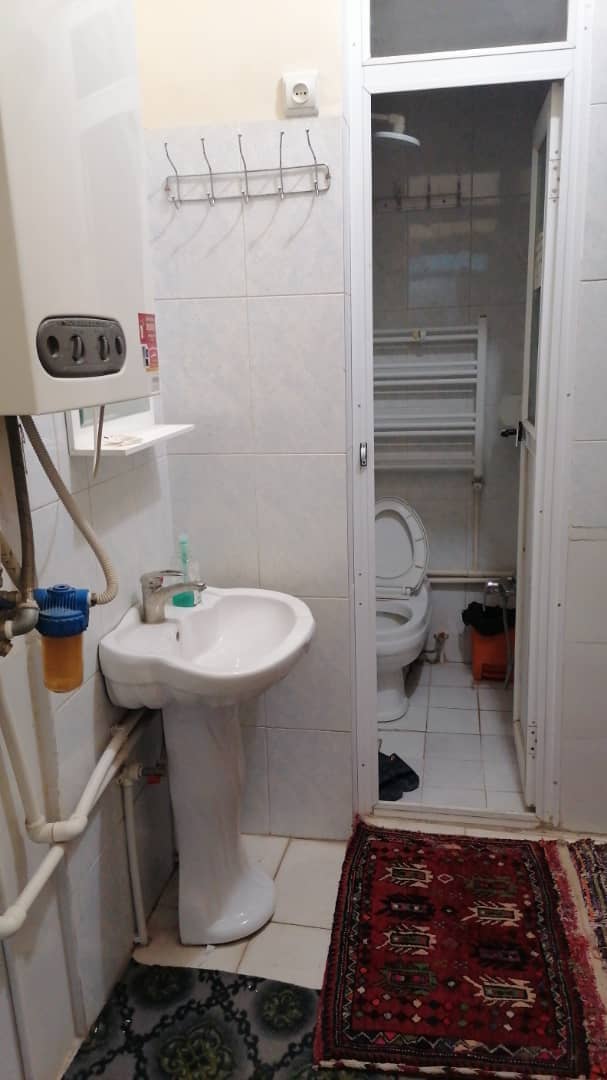 اجاره اتاق سه تخته بومگردی در خیابان مطهری - واحد 4