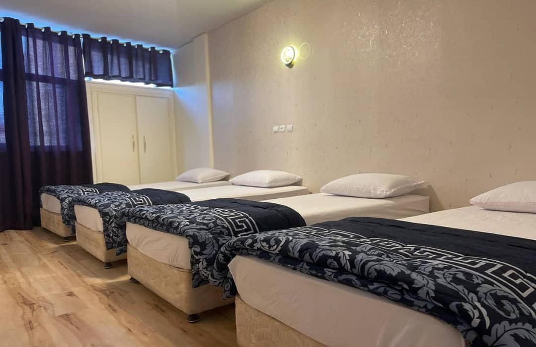 اجاره اتاق چهار تخته بدون خواب طبقه دوم در ارگ علیشاه - اتاق 207