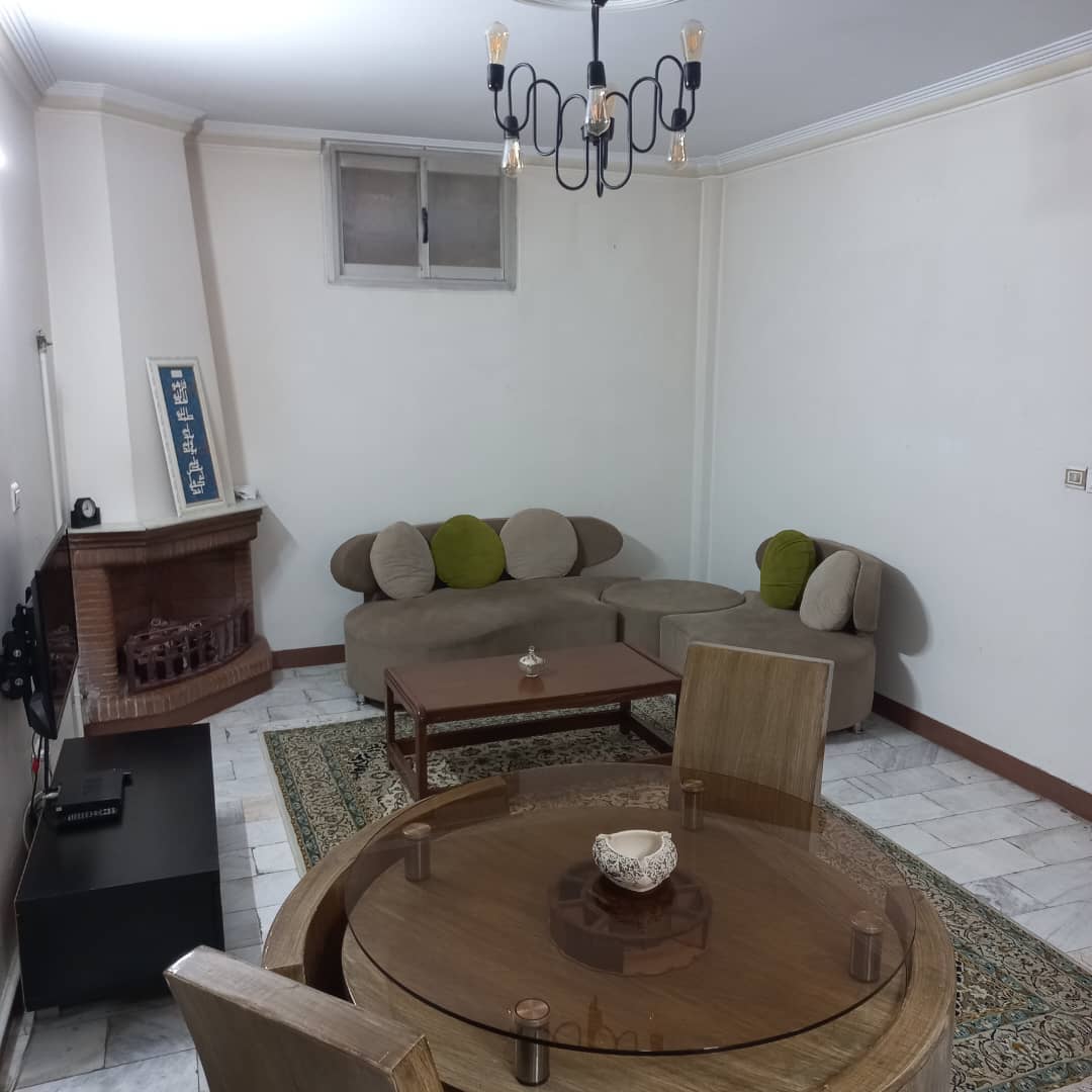 اجاره منزل مبله یک خوابه در ظهیر السلام - مرکز شهر طبقه ی اول