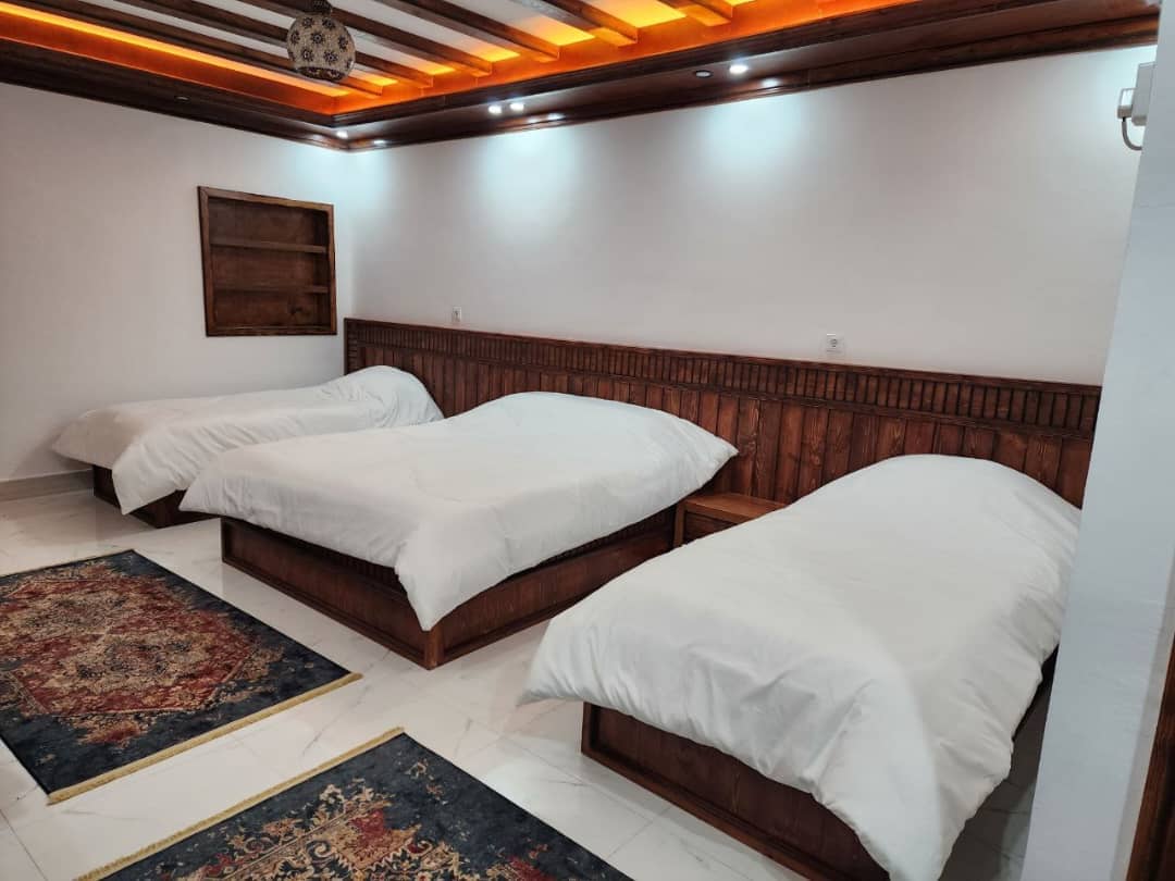 اجاره بومگردی نزدیک ساحل در بندر سلخ - چهارتخته