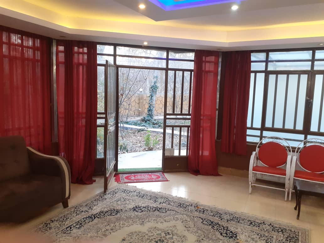 اجاره ویلا با استخر سرپوشیده آبگرم در باغبهادران