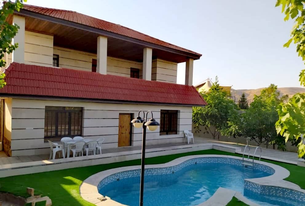 اجاره باغ ویلا با استخر روباز در قلات