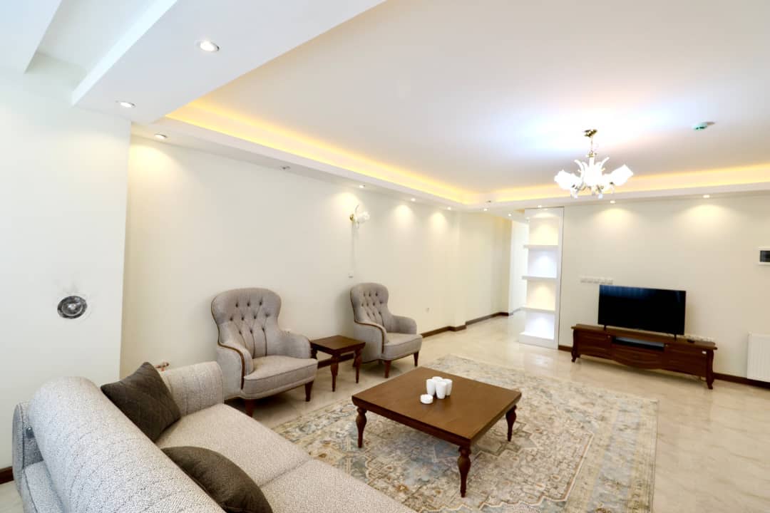 اجاره آپارتمان مبله در جمهوری - طبقه 4