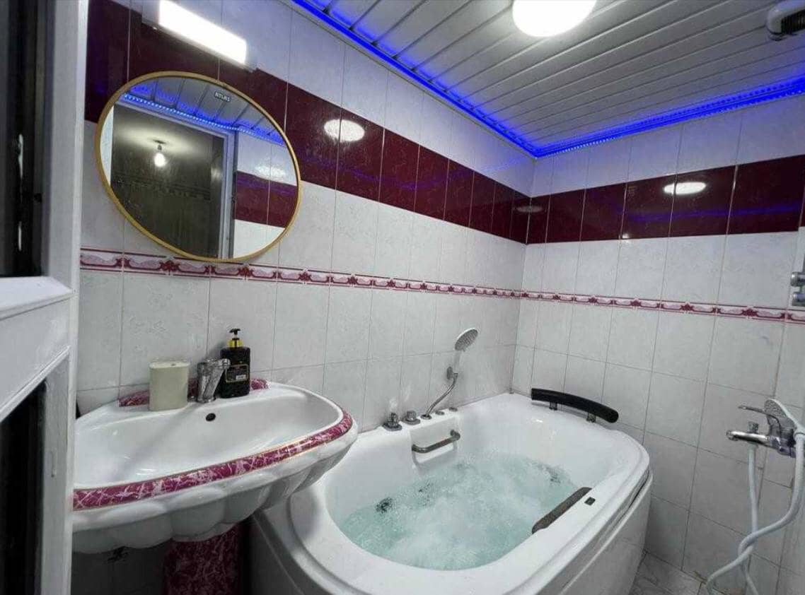 اجاره منزل جکوزی دار در معالی آباد - واحد 4