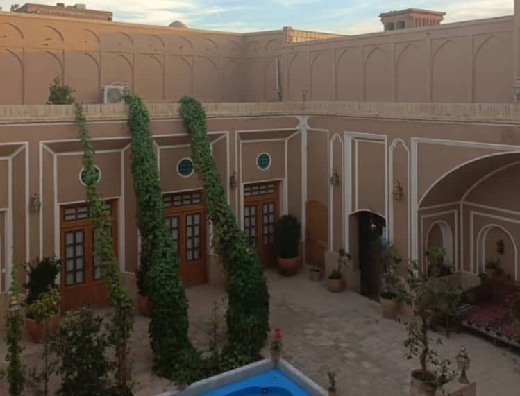 اجاره اتاق سنتی در خیابان گلسرخ - امید