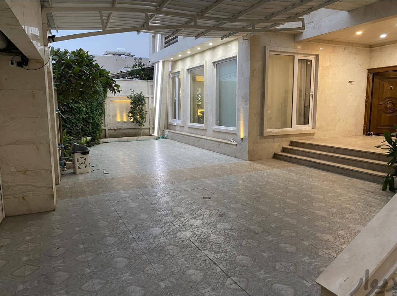 اجاره منزل ویلایی در بلوار دریا بندری - طبقه اول