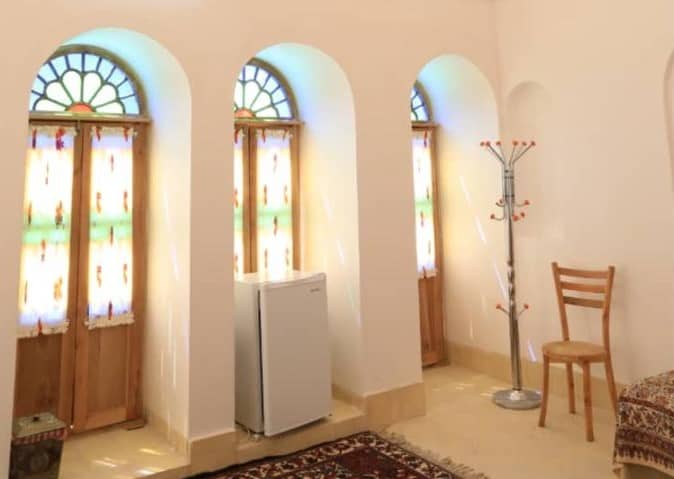 اجاره اتاق در خیابان فاضل نراقی کاشان - چهار تخته شاهنشین 