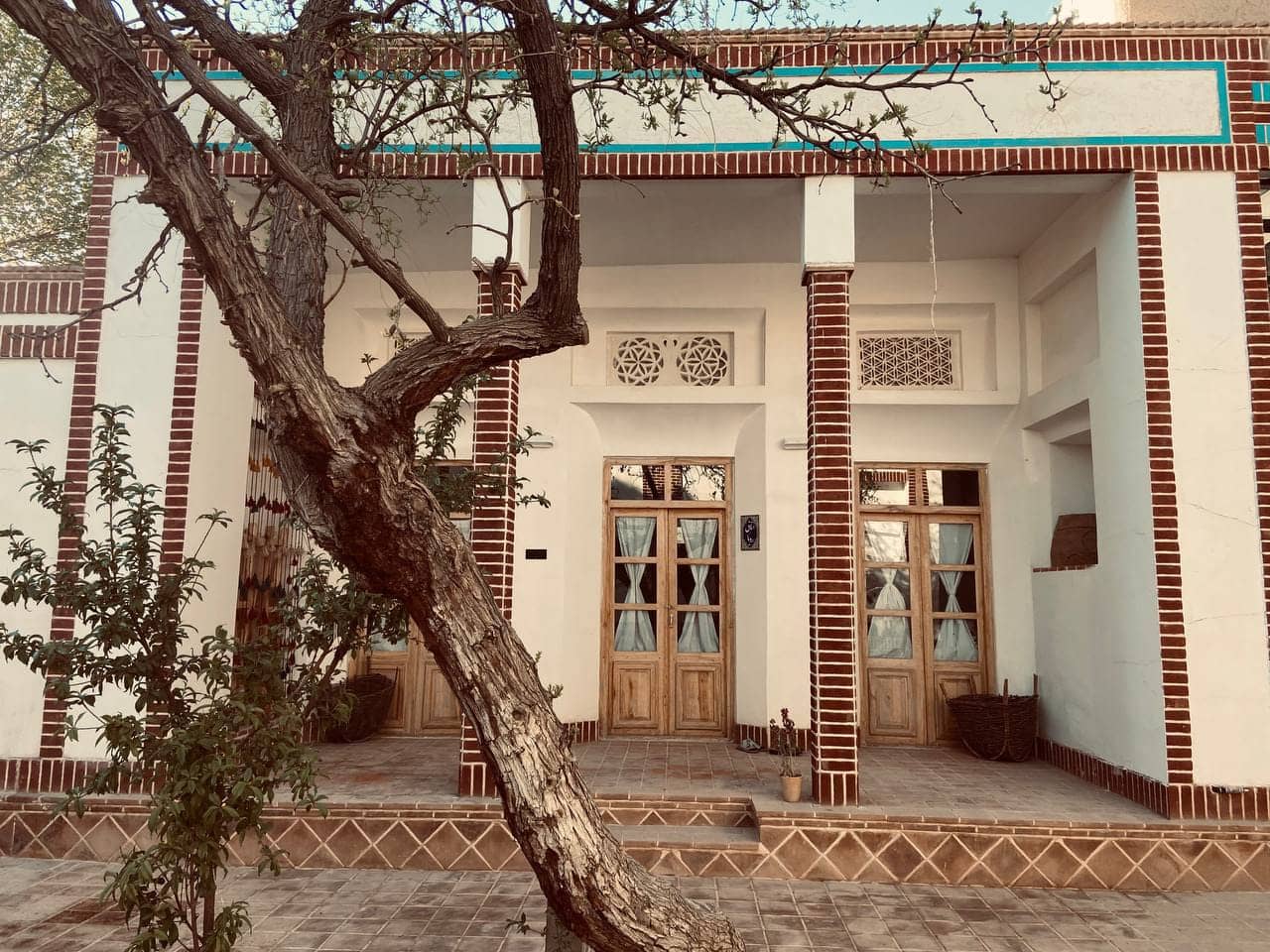 اجاره بومگردی در روستای قمبوان - رویا