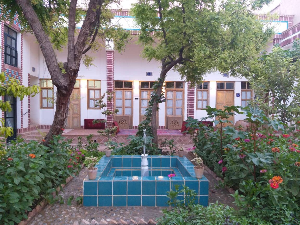 اجاره اتاق دوتخته در روستای قمبوان - ژیلا