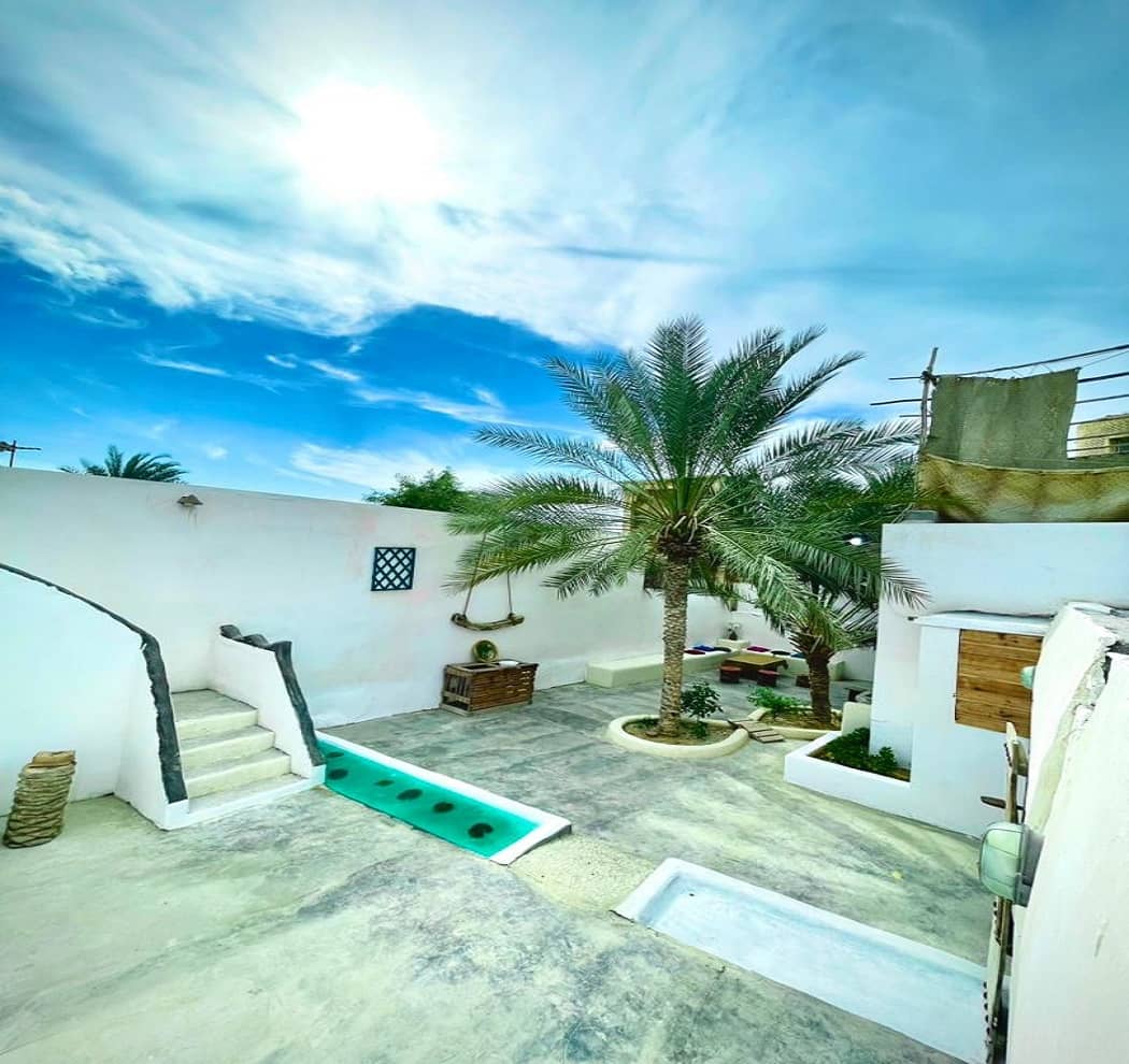 اجاره اتاق بومگردی در بندرلافت - دریا