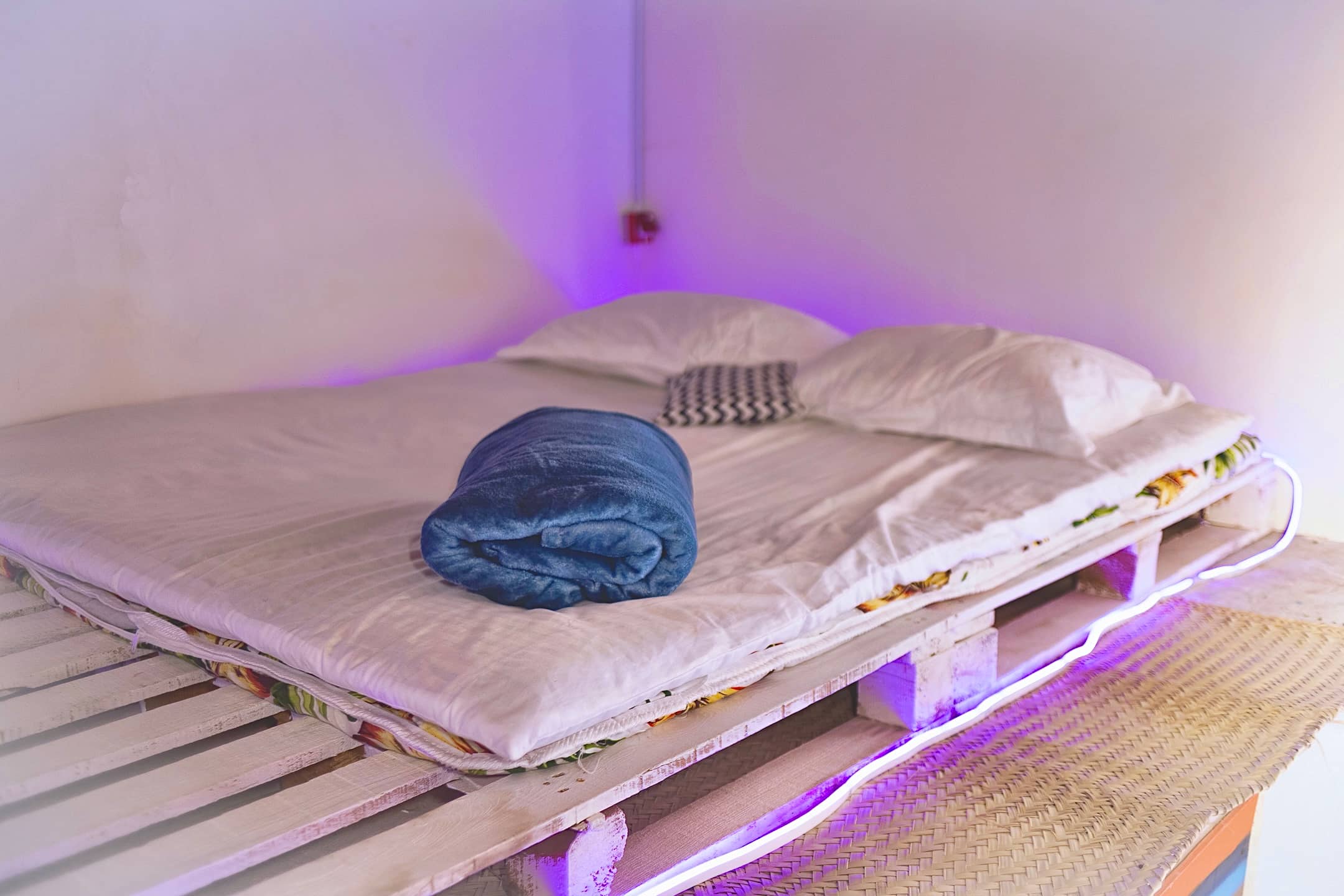 اجاره اتاق بومگردی در بندرلافت - دریا