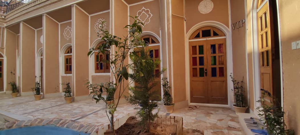 اجاره اتاق سنتی در مرکز شهر یزد - اتاق 102