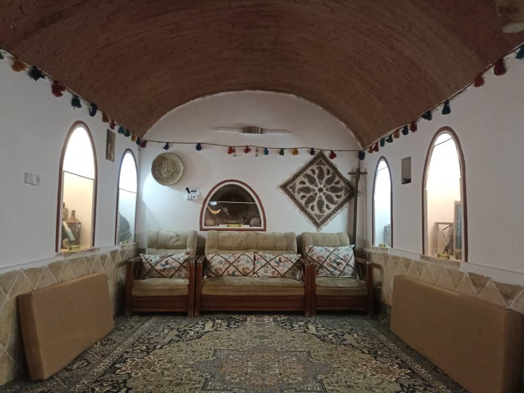 اجاره اقامتگاه بومگردی در حسن حافظ گلپایگان - اتاق 5 موزه