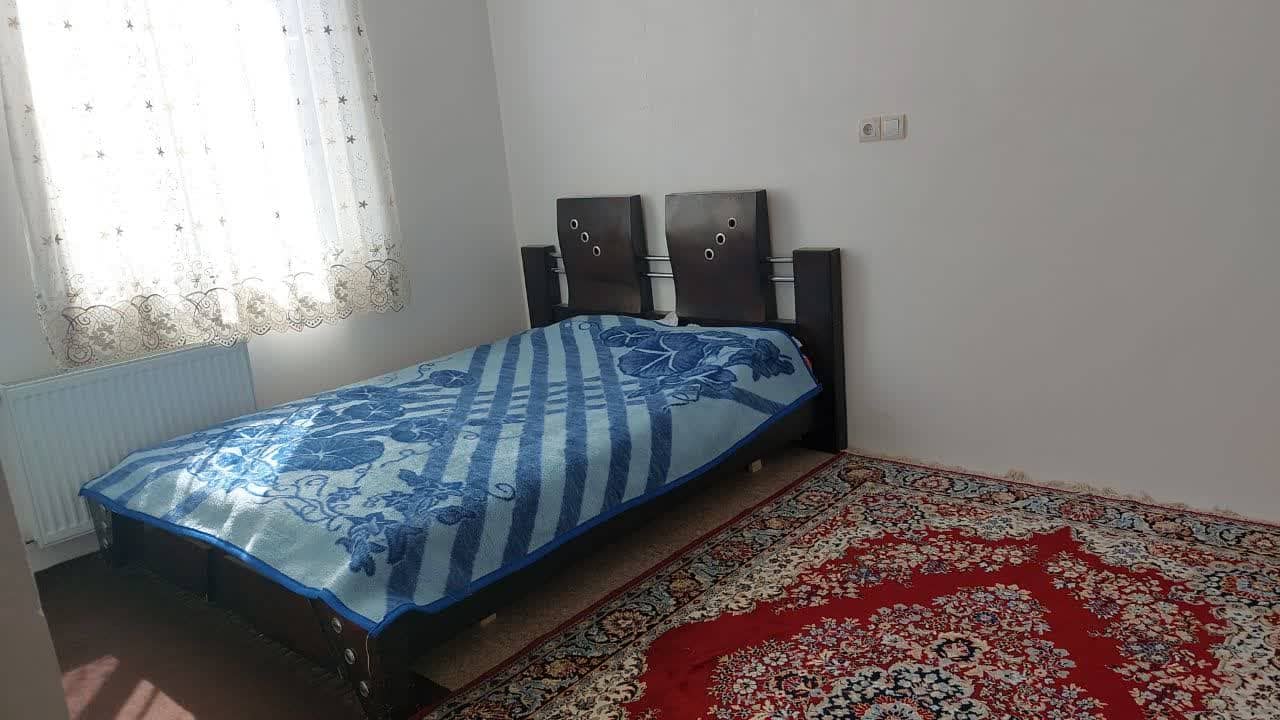 اجاره منزل مبله در زرنجان گلپایگان سالن 