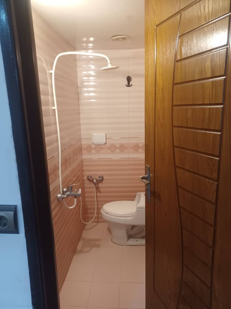 اجاره منزل مبله در اشراق - تک خوابه طبقه دوم