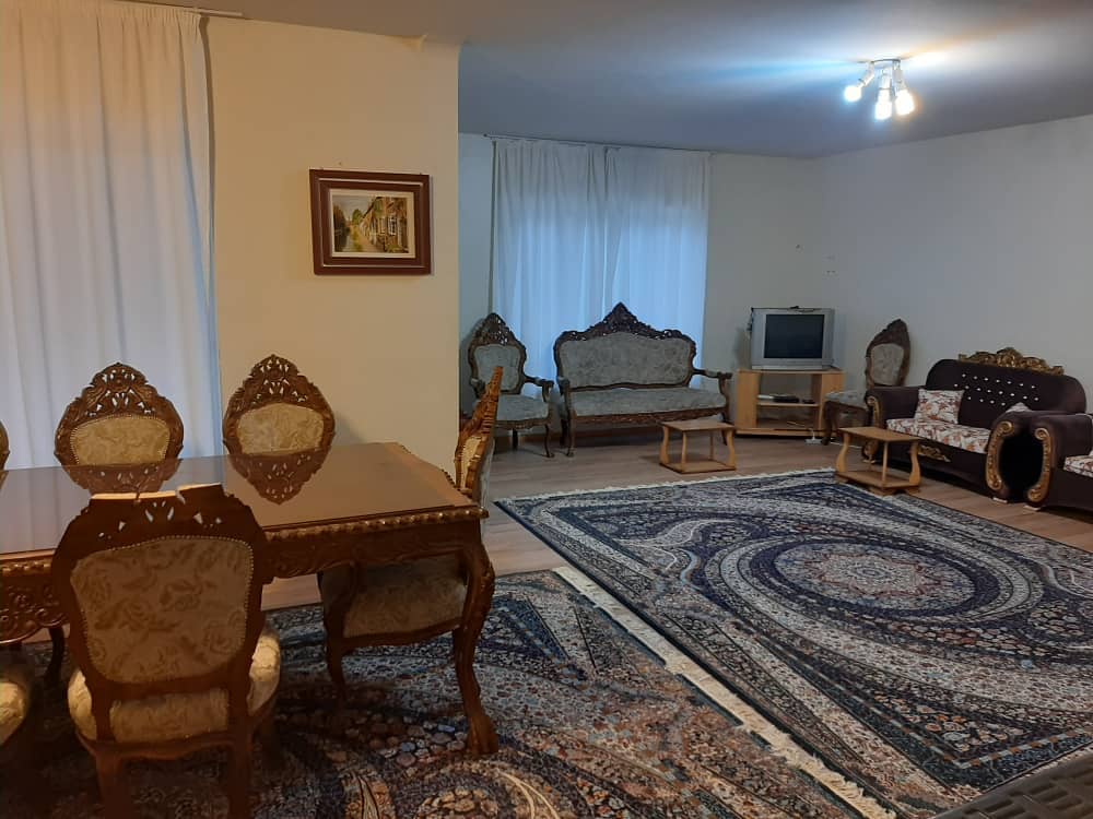 اجاره ویلا آپارتمانی  یک خوابه در دهکده چادگان-همکف 120 متری