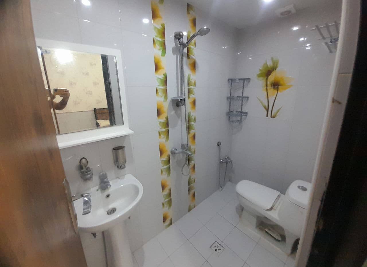 اجاره منزل مبله تمیز در صنعت کاشان - دوخوابه 120 متری