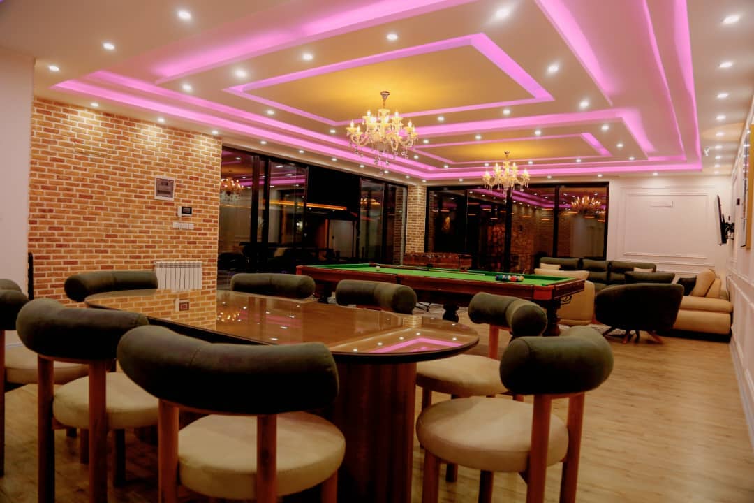 اجاره ویلا استخر سرپوشیده در دزفول - قصر اورانوس