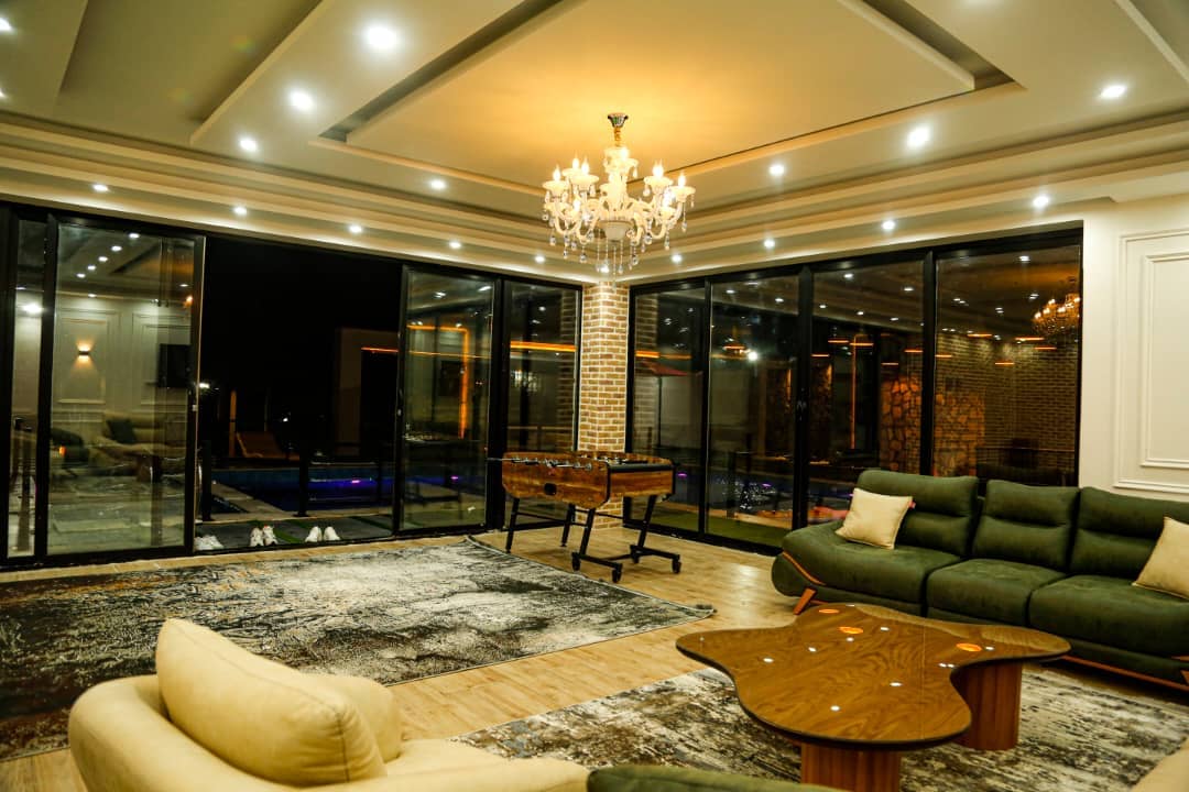 اجاره ویلا استخر سرپوشیده در دزفول - قصر اورانوس