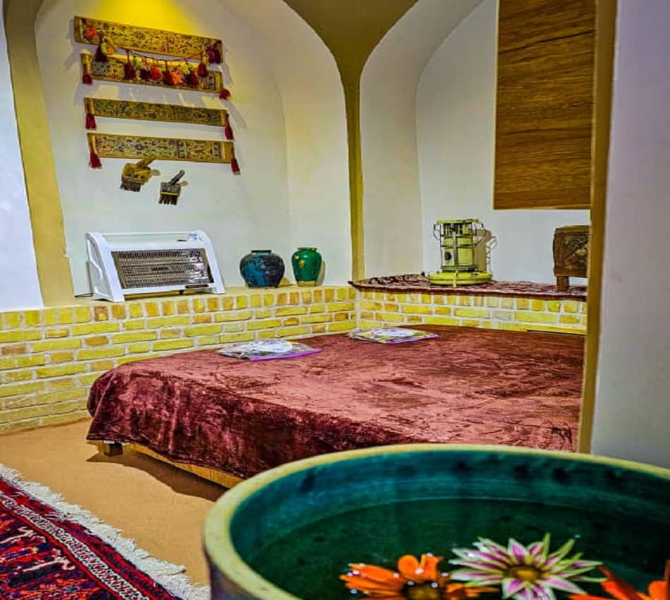 رزرو اتاق در بادرود اصفهان - میرپنج