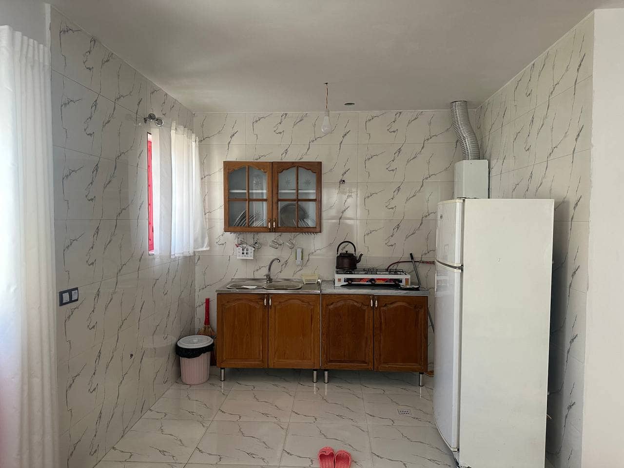 اجاره خانه باغ در سربست سپیدان - تکخواب