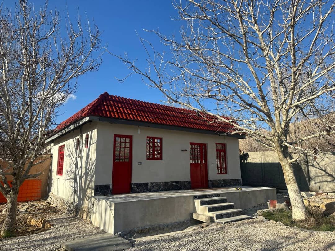 اجاره خانه باغ در سربست سپیدان - تکخواب