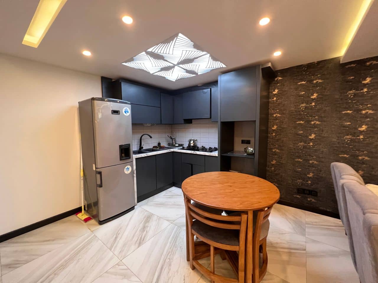 اجاره ویلا با استخر سرپوشیده آبگرم در آزادگان