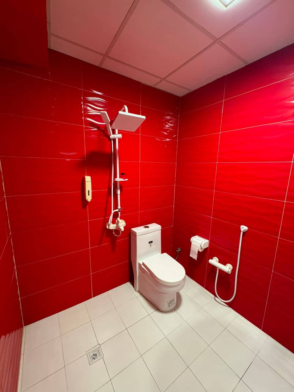 اجاره اتاق 2 تخته در خیابان تختی همدان - اتاق 406