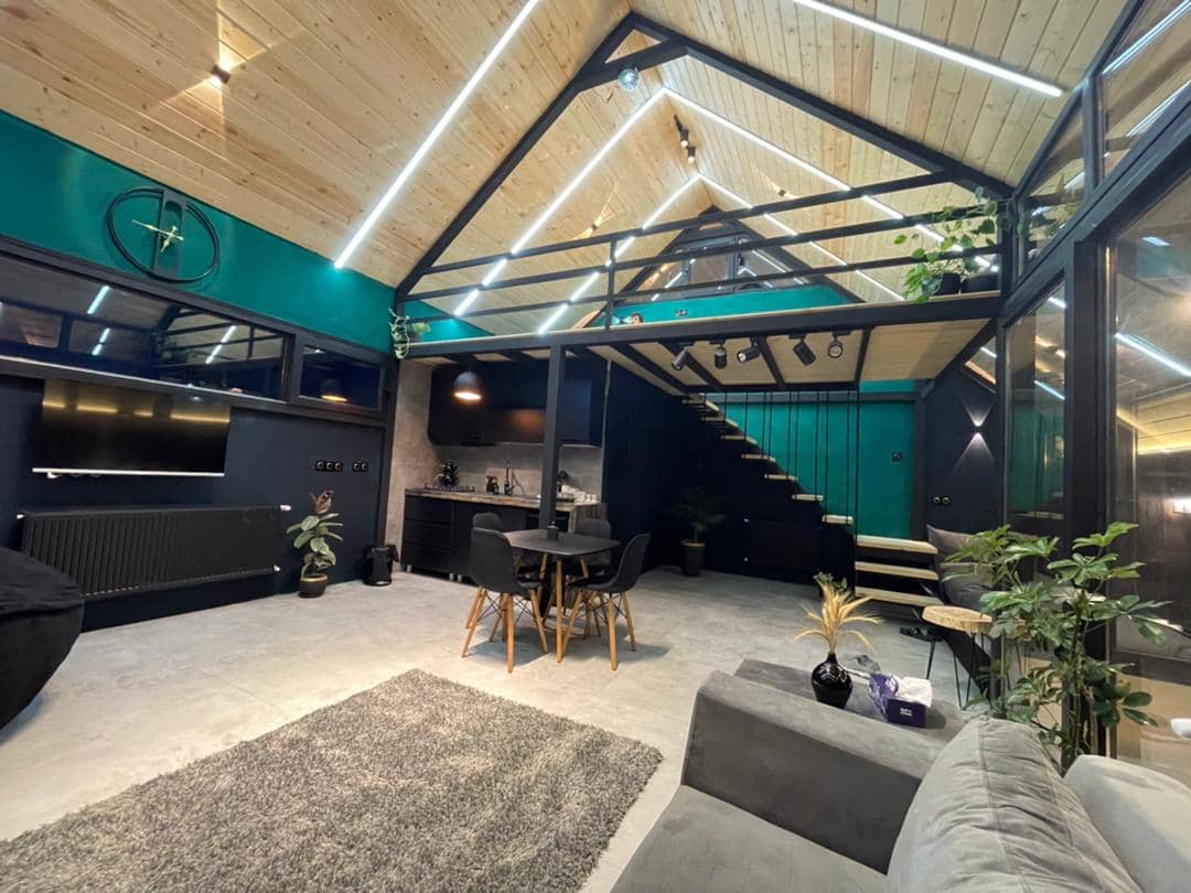 اجاره کلبه سوئیسی شیشه ای در روستای اولم شاندرمن - توکا