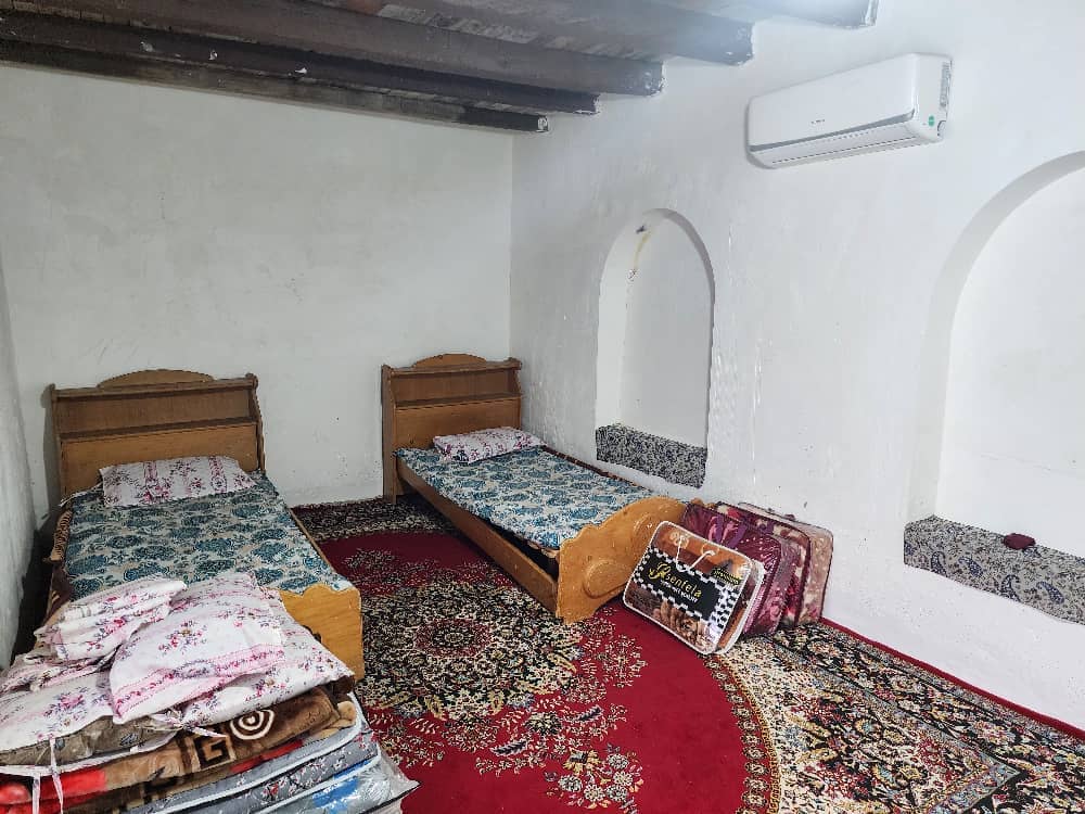 اجاره اتاق سنتی نزدیک ساحل در گاهی دلوار - اتاق مستر