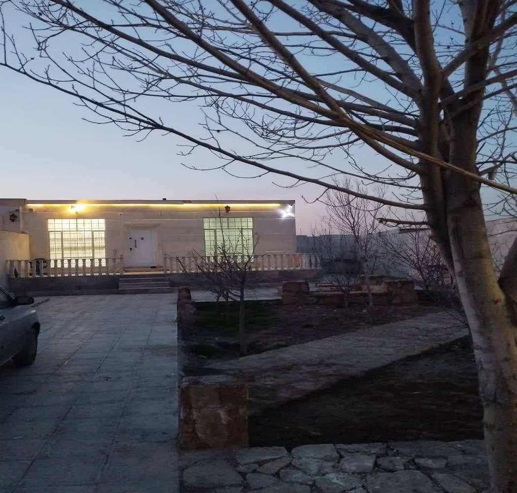 اجاره باغ ویلا استخرآبگرم در روستای محمد آباد مشهد-تک خوابه