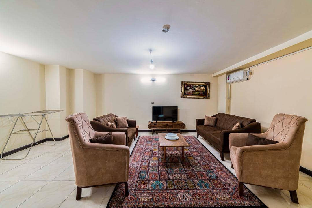 اجاره آپارتمان تکخواب مبله در شیخ بهائی - واحد 2