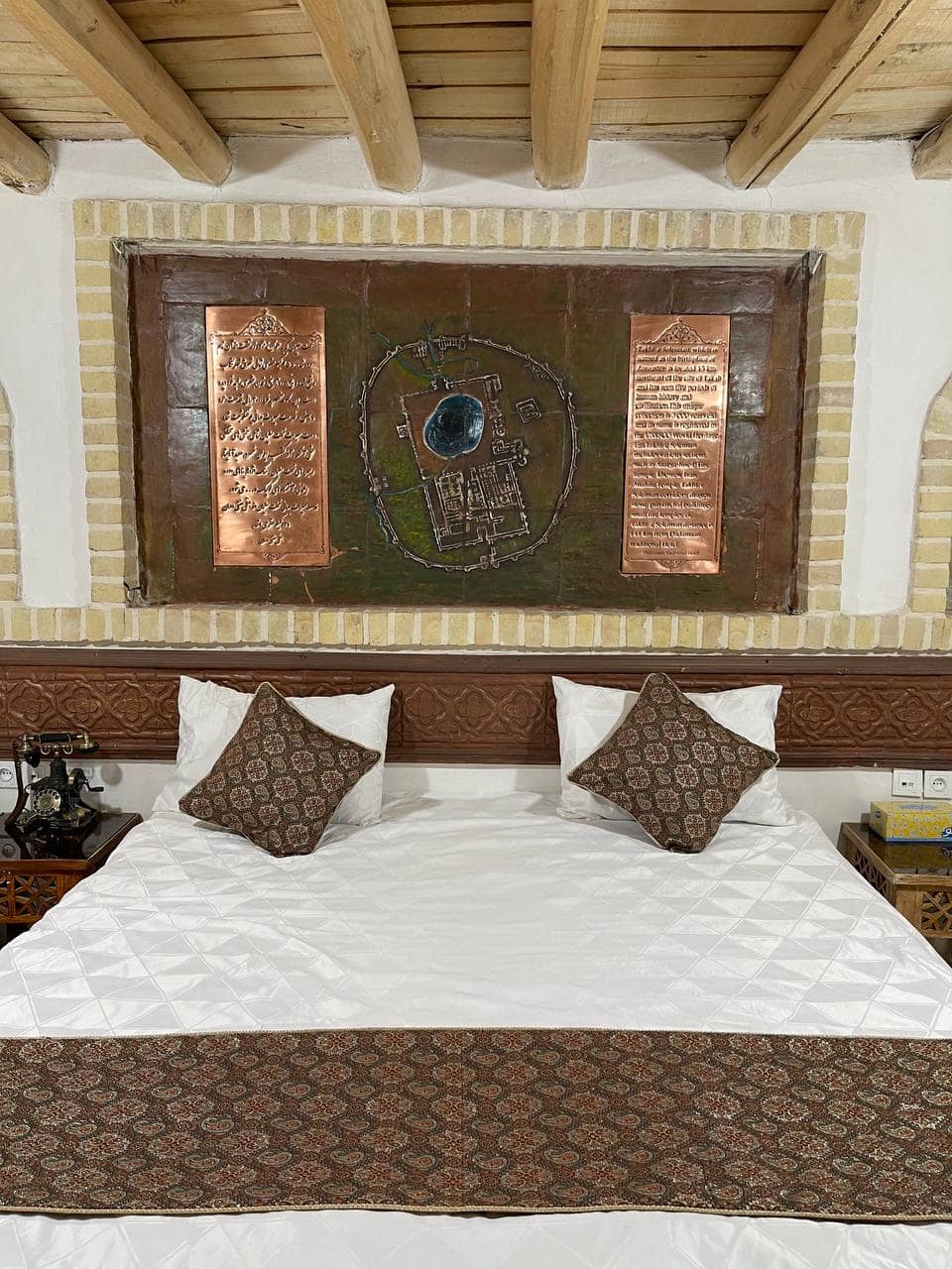 اجاره هتل سنتی انقلاب زنجان - تخت سلیمان