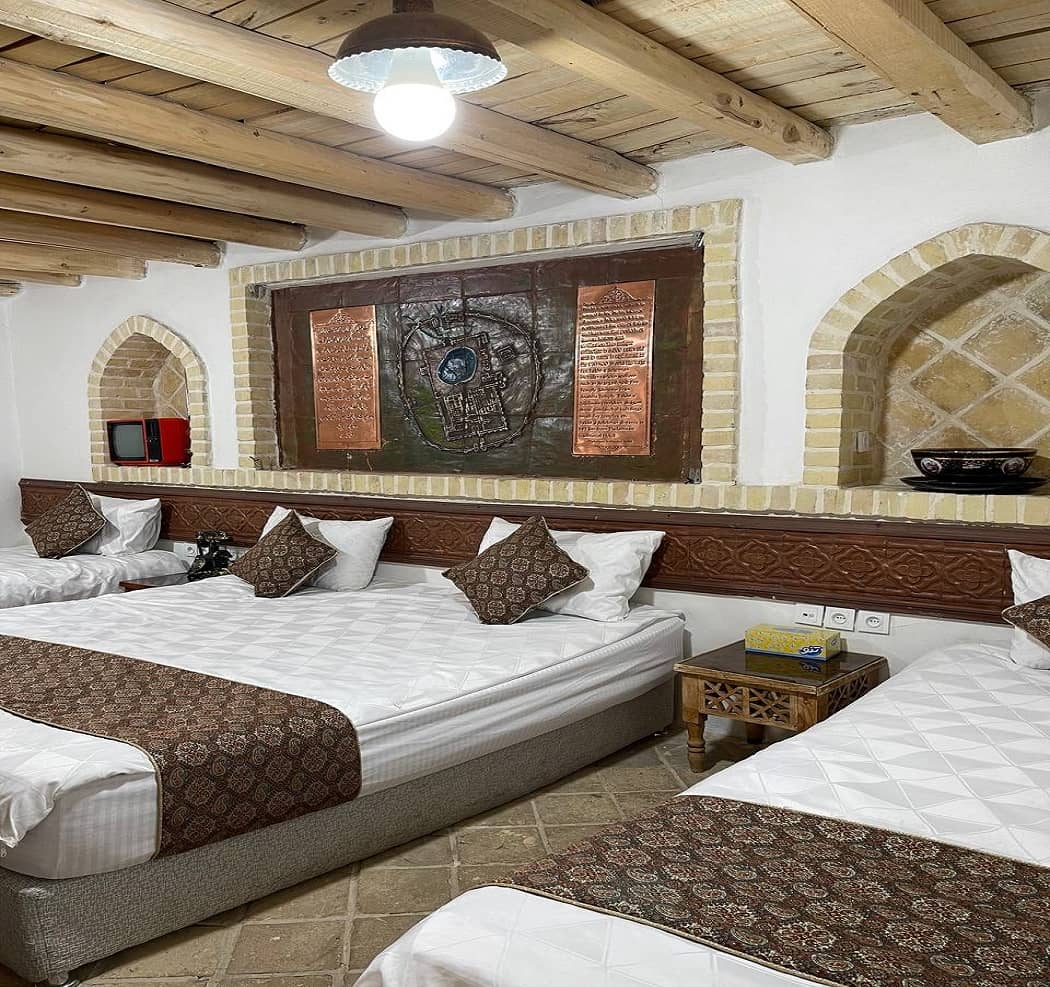 اجاره هتل سنتی انقلاب زنجان - تخت سلیمان