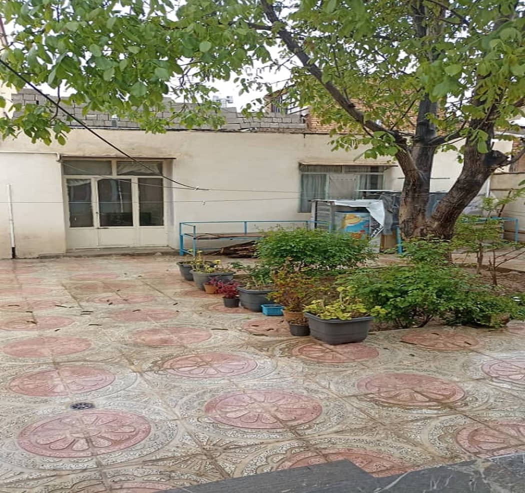 اجاره منزل در خارج از دهکده چادگان - همکف