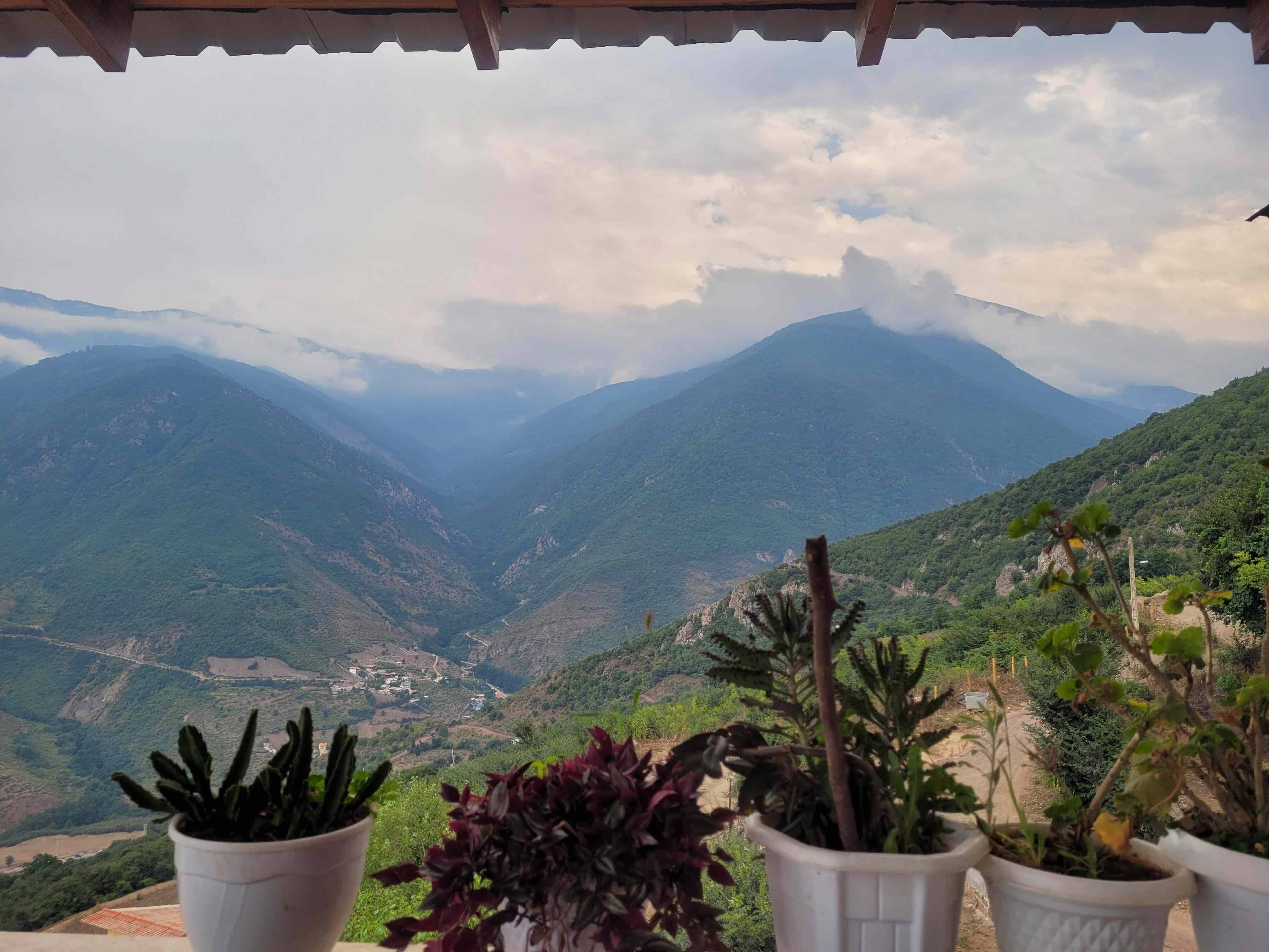 ویلا کوهستانی جنگلی تکخواب روستاطویر مرزن آباد