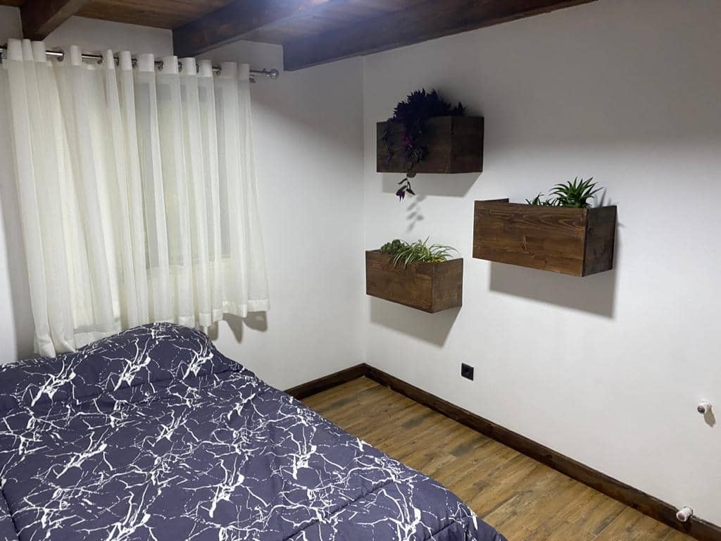 اجاره کلبه سوئیسی سرپوشیده آبگرم در دریا پشته رامسر