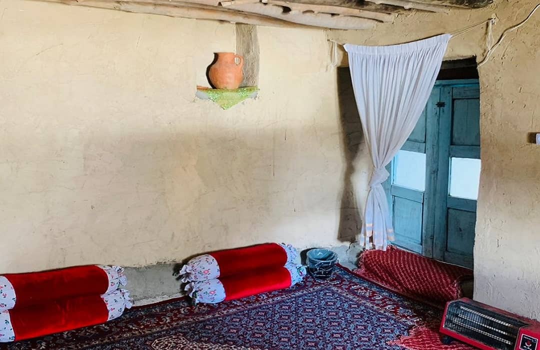 اجاره اقامتگاه بومگردی در روستای توریور سنندج