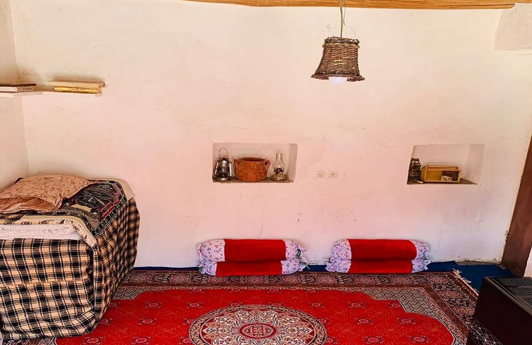 اجاره اقامتگاه بومگردی در روستای توریور سنندج