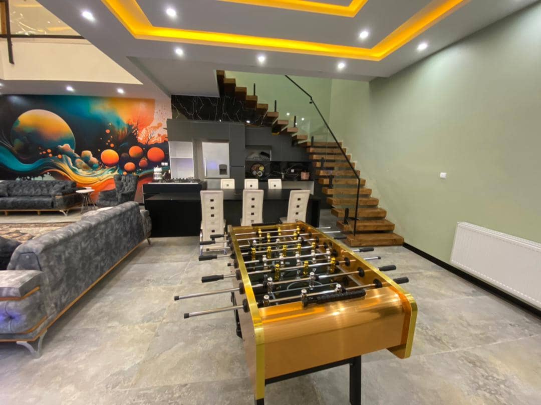 اجاره ویلا دوبلکس با استخر سرپوشیده آبگرم در چهارباغ - 4 خواب