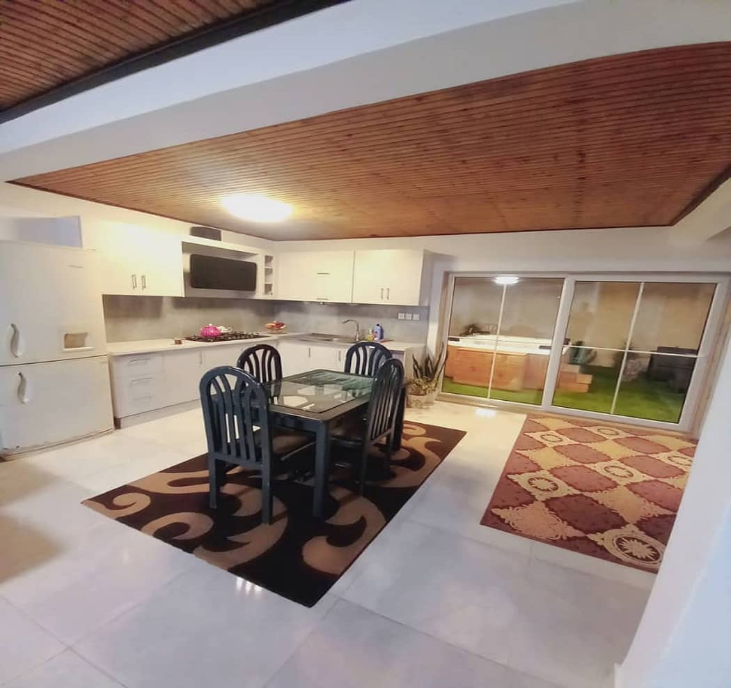 اجاره ویلا ساحلی جکوزی دار دو خوابه در بندر انزلی