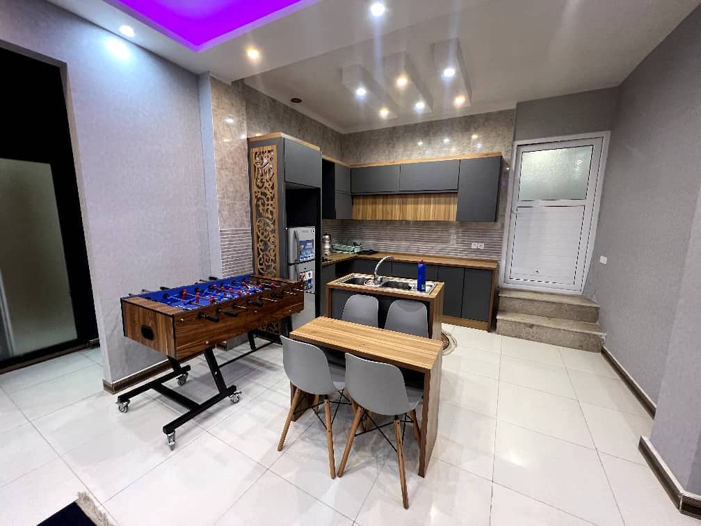 اجاره ویلا نزدیک ساحل با استخرسرپوشیده آبگرم در فرح آباد