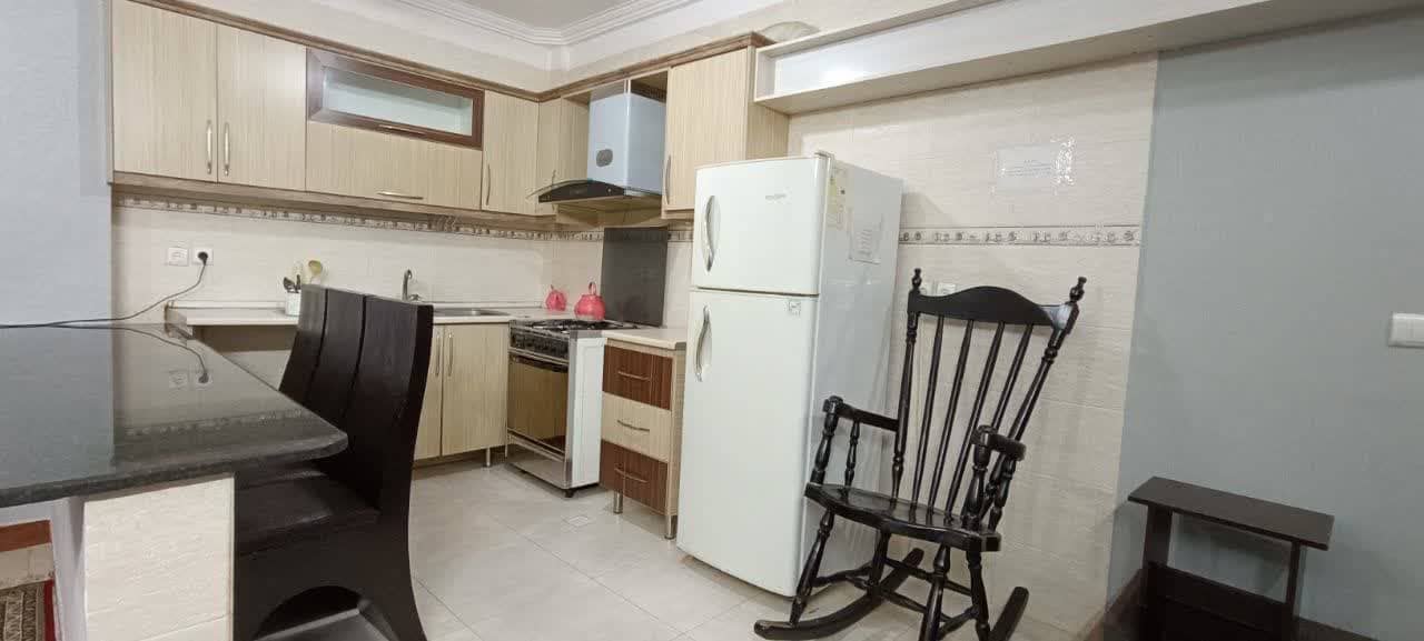 اجاره ویلا با استخر آبگرم در تنکابن - شیشه ای