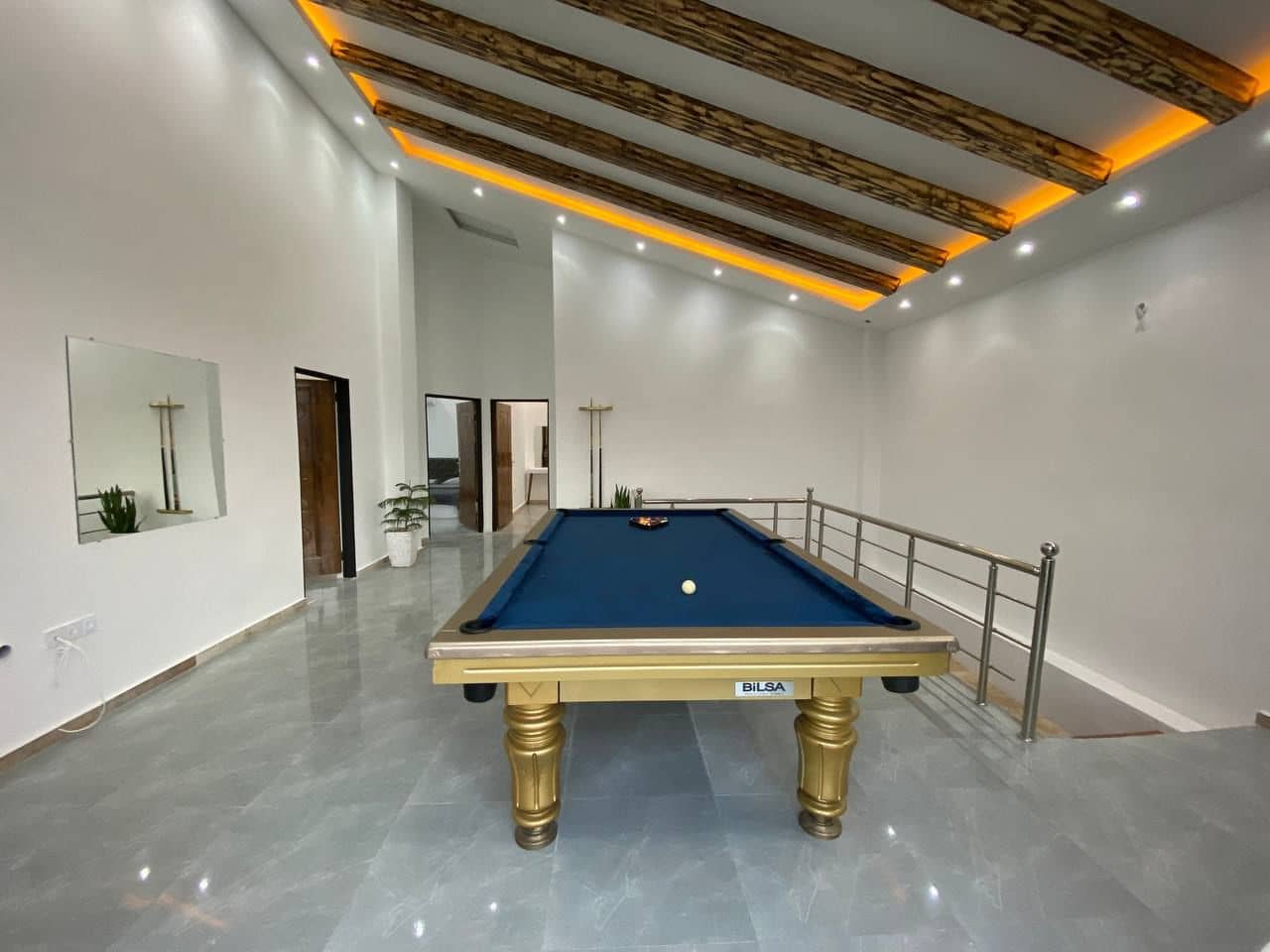 اجاره ویلا با استخر سرپوشیده آبگرم در بندر انزلی - 119