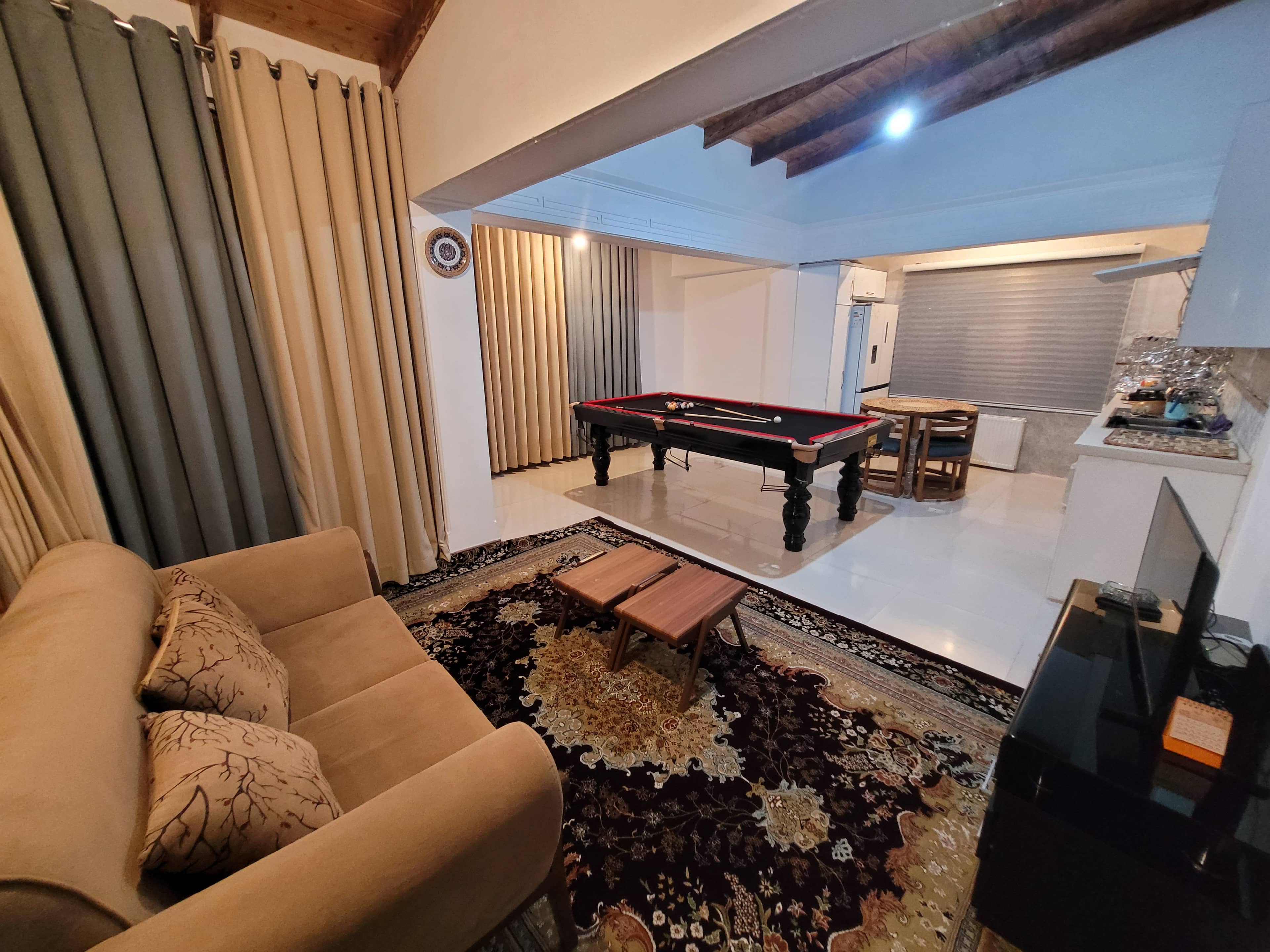 اجاره ویلا یک خوابه در روستای طویر مرزن آباد - جکوزی دار