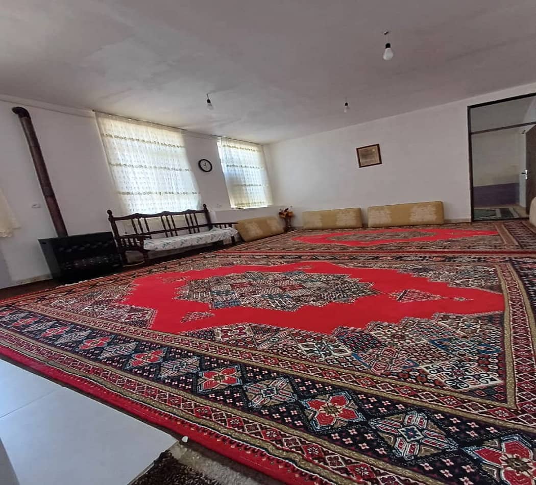 اجاره ویلا در روستای گل گل ایلام - سه